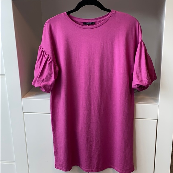 Zara Trafaluc long Tee w/ruffled sleeves - Picture 1 of 7